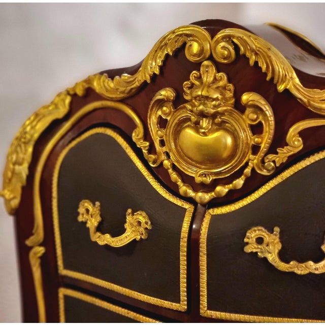 Grand Louis XV Style Writing Desk – 8 Drawers, Gilt Bronze & Gold Leaf Details, François Linke Inspired For Sale - Image 4 of 8