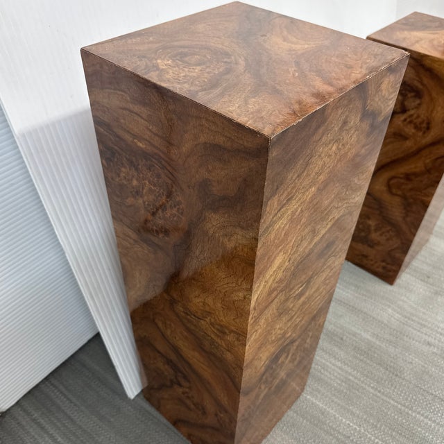 Burl Wood Veneer Pedestals, Set of Three For Sale In San Francisco - Image 6 of 18