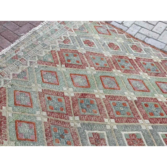 1960s Scandinavian Decor Handmade Vintage Kilim Rug - 81"x112" For Sale In Raleigh - Image 6 of 9