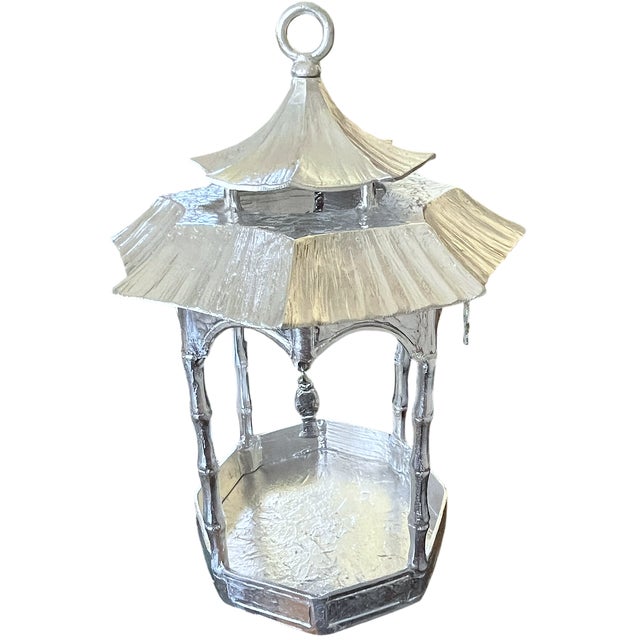 Bunny Williams Home 1980s Large Heavy Cast Aluminum Chinoiserie Pagoda Lantern & Centerpiece With Hanging Fish, 17" For Sale - Image 4 of 9