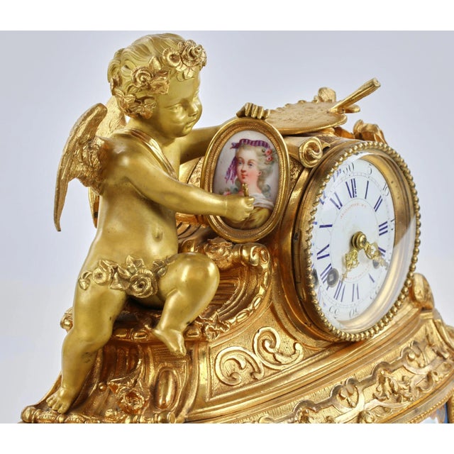 Allegories of Painting Mantel Clock in Gilded Bronze, Early 20th Century For Sale - Image 8 of 11