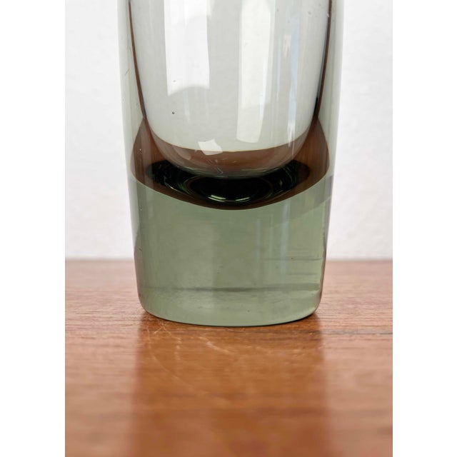 Mid-Century Modern Danish Labrador Series Vase in Green Glass by Per Lütken for Holmegaard, 1950s For Sale - Image 5 of 14