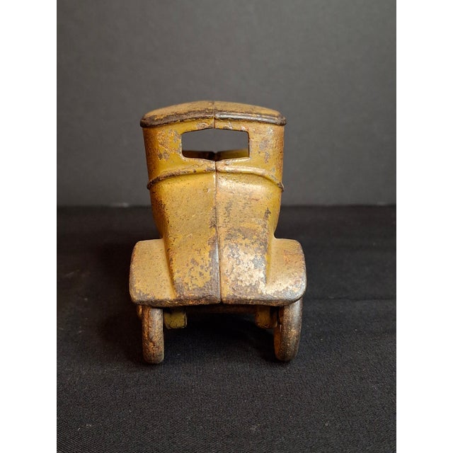 Antique 1920s Kilgore Cast Iron Ford Model T Coupe Toy Car Dark Mustard Yellow Sf600a For Sale - Image 10 of 17