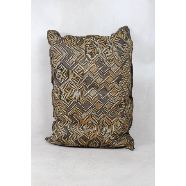 Vintage Showa Cloth Cushion For Sale - Image 5 of 5