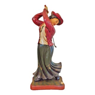 X-Large 42" Late 20th Century Large Woman Golfer Decorative Resin Statue For Sale