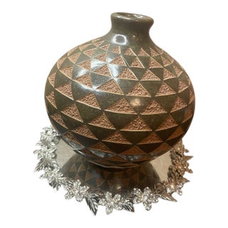 1960s Signed San Juan De Oriente Sgraffito Geometric Pottery Vase From Nicaragua For Sale