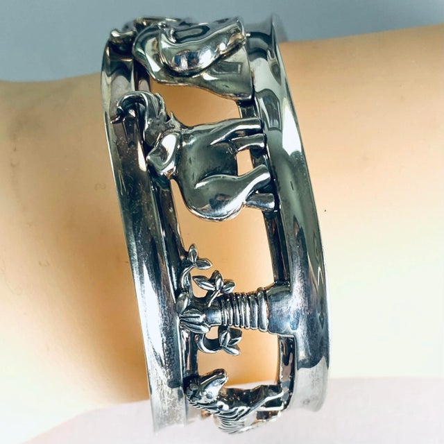 1990s Vintage Kieselstein Cord Sterling Silver Elephant Cuff Bracelet For Sale - Image 5 of 10