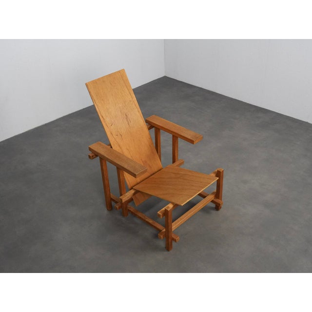 Modernist Lounge Chair in the style of Gerrit Rietveld, Netherlands, 1980s For Sale - Image 6 of 11