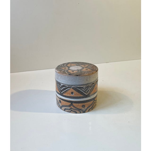 Folk Art ceramic trinket jar hand-glazed and decorated naively with floral patterns. Signed - un-identified...