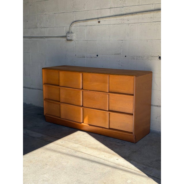 Heywood Wakefield Maple Lowboy Wooden Dresser Chest of Drawers Mid-Century Modern 1950s For Sale - Image 10 of 13