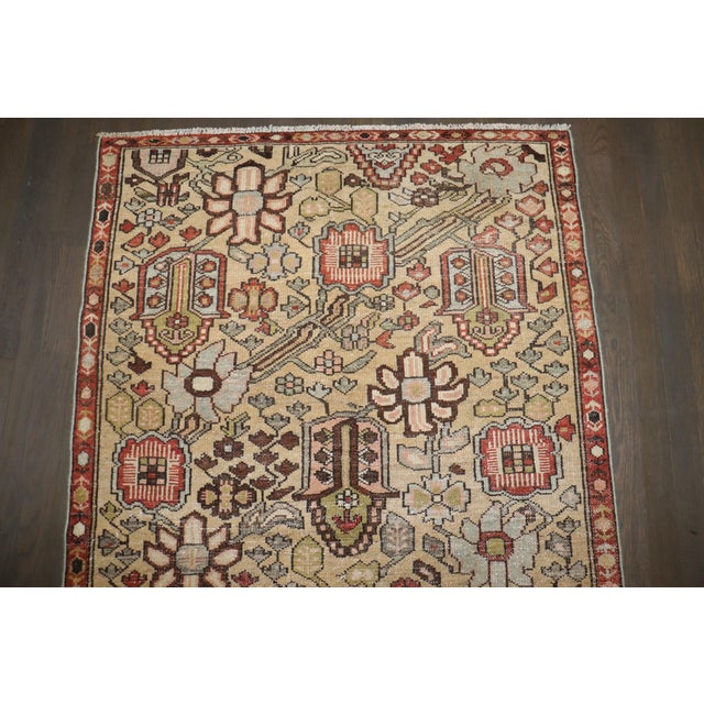 Persian Bakhtiari Floral Scatter Size Rug no. j5258 For Sale - Image 3 of 6
