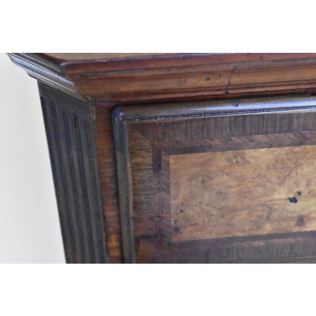 Wood 19th Century George III English Burr Walnut Chest of Drawers For Sale - Image 7 of 14