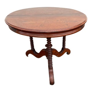 Antique Victorian Style Walnut Bobbin Supports Carved Feet Center Table For Sale