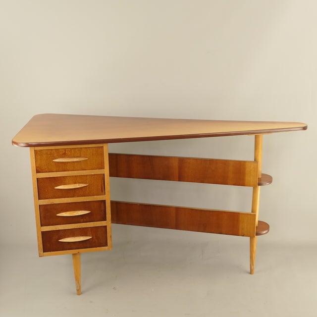Mid-Century Modern Freestanding Triangular Desk with Drawers and Shelves, 1960s For Sale - Image 3 of 15