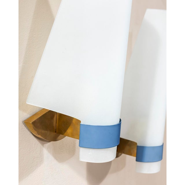 1950s Brass and Acrylic Glass Wall Lights from Stilnovo, 1950s, Set of 2 For Sale - Image 5 of 8