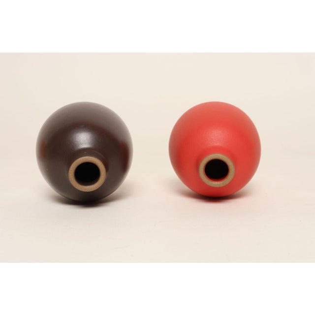 2000 - 2009 Pair of Petite Ceramic Bud Vases #130 in Matte Suede Red and Dark Brown by Heath For Sale - Image 5 of 9