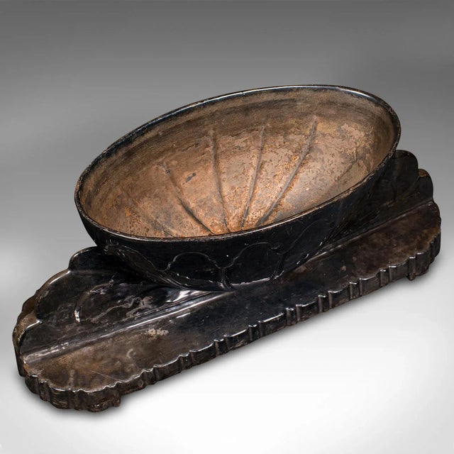 1930s Art Deco Heavy Vintage Decorative Planter, French, Cast Iron, Jardiniere For Sale - Image 6 of 8