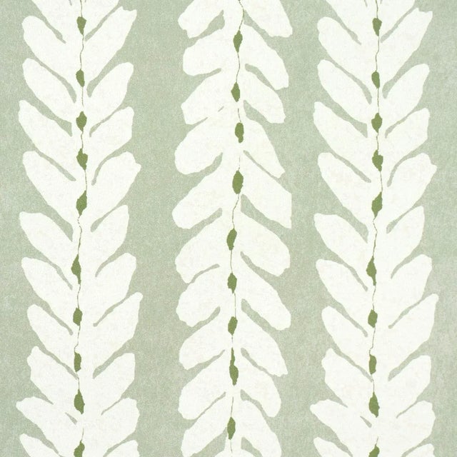 Contemporary Schumacher x Veere Greeney Woodperry Wallpaper In Celadon For Sale - Image 3 of 4