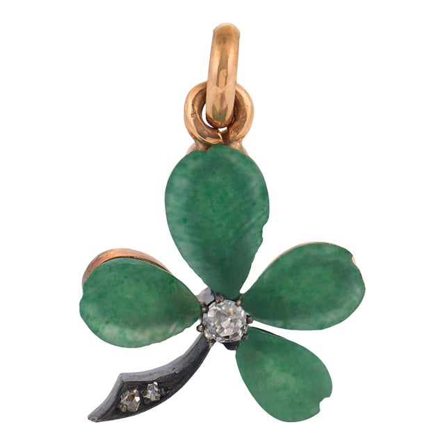 Late 19th Century Victorian Diamond Green Stone 18k Rose Gold Four Leaf Clover Pendant For Sale