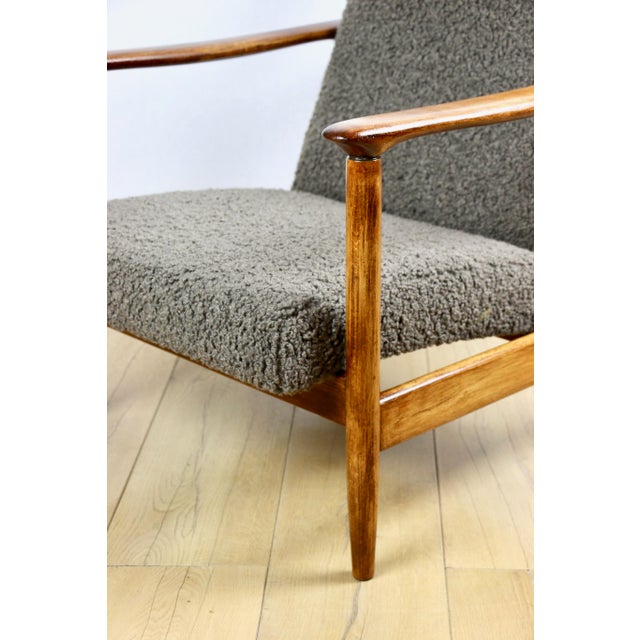 GFM-142 Armchair in Brown-Chocolate Thick Boucle by Edmund Homa, 1970 For Sale - Image 3 of 12