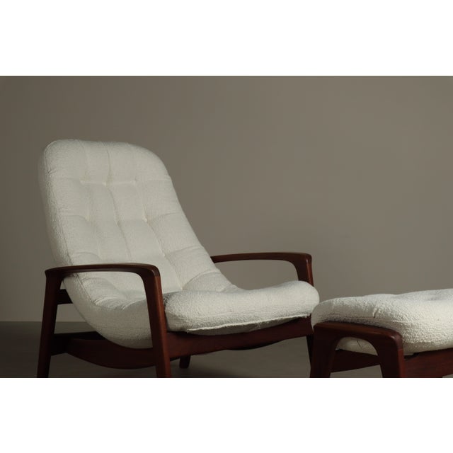 Brown Set of Vintage Teak Scoop Chair with Ottoman by R.Huber & Co, 1960s For Sale - Image 8 of 17