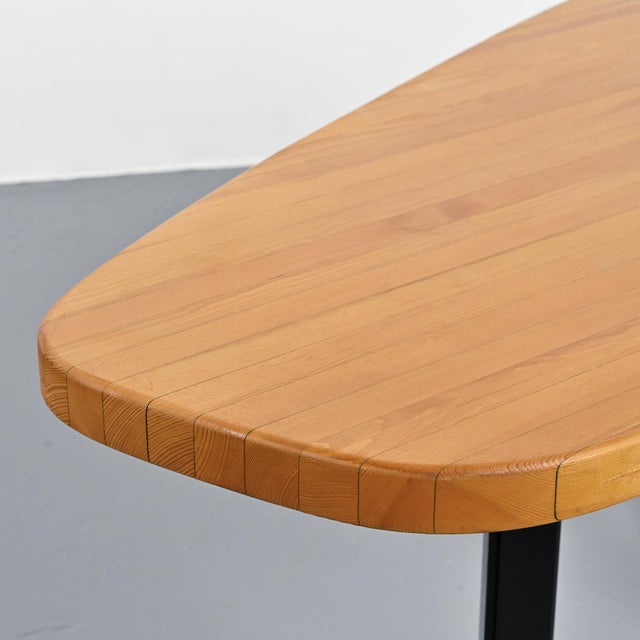 Free-Form Table by Charlotte Perriand for Les Arcs, 1986 For Sale - Image 15 of 18