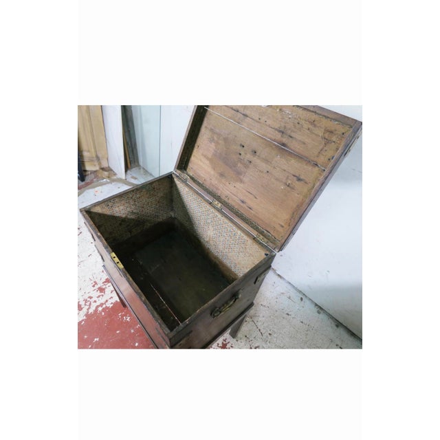 Late 18th Century Brass-Bound Campaign Chest on Stand With Engraved Plaque For Sale In Houston - Image 6 of 8
