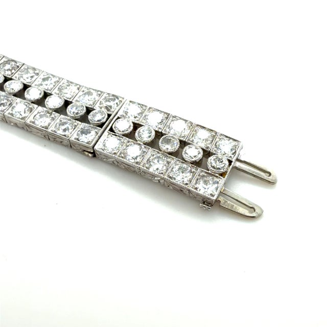 1920s Art Deco, 14.50 Carats Diamond, Sapphire and Emerald Bracelet, Platinum For Sale - Image 10 of 11