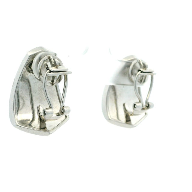 Metal 1980s Pair of Italian 18k White Gold Smoky Quartz & Diamond Sculptural Earrings For Sale - Image 7 of 14