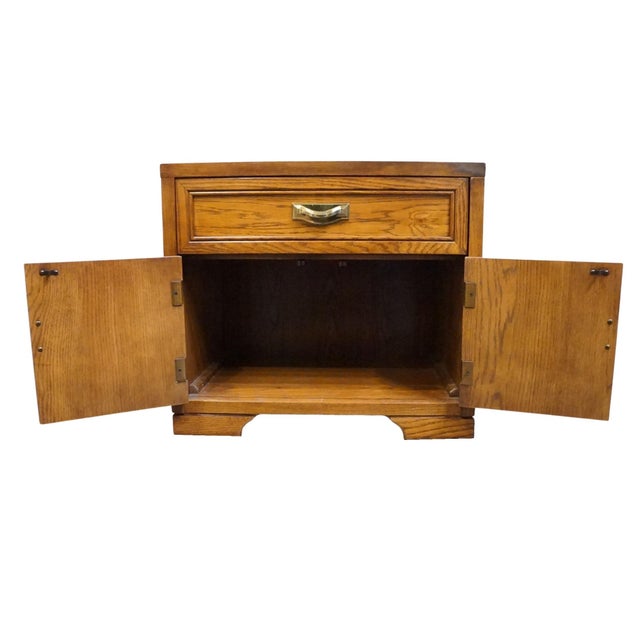 Late 20th Century Thomasville Furniture Kallista Collection Contemporary Transitional 27" Cabinet Nightstand 25812 For Sale - Image 5 of 14