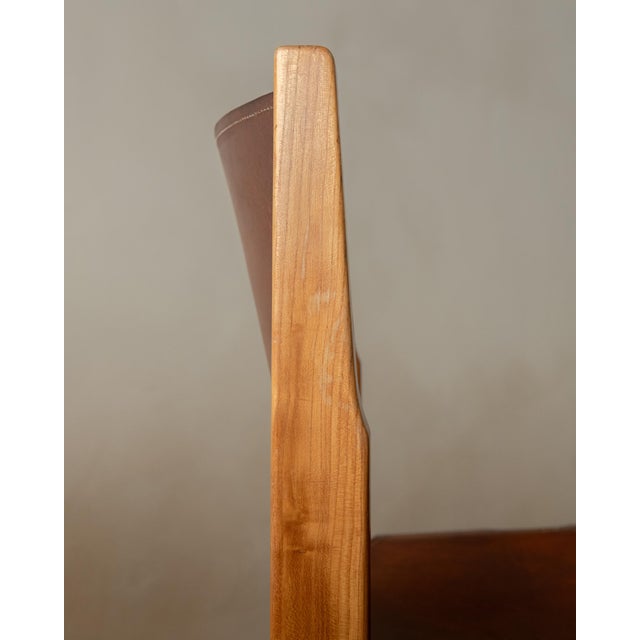 Brutalist Elm and Leather Dining Chairs from Maison Regain, 1970s, Set of 4 For Sale - Image 13 of 16