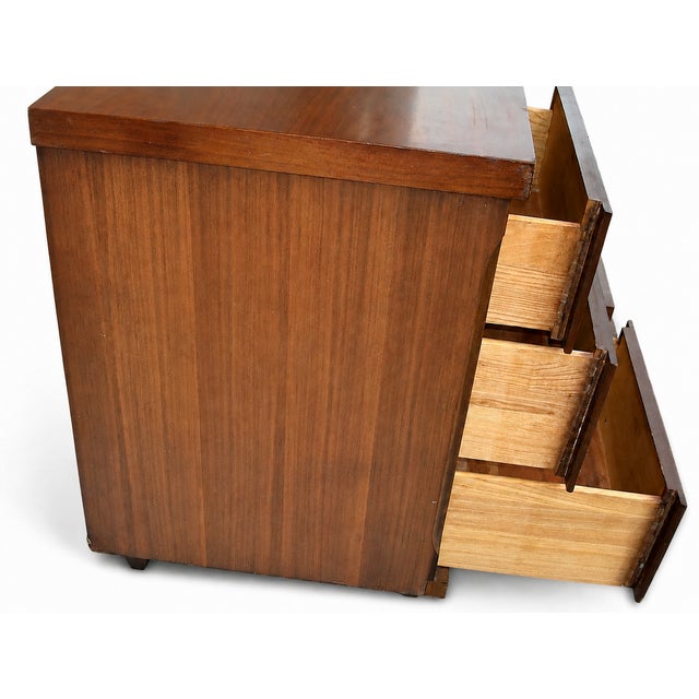 American Mid Century 1960s Kent-Coffey “The Grandeur” Nine-Drawer Dresser For Sale - Image 9 of 9