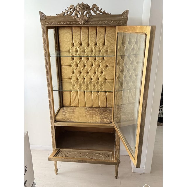 Mid-Century Baroque Carved Wooden Display Cabinet with Tufted Interior, 1980s For Sale - Image 15 of 16