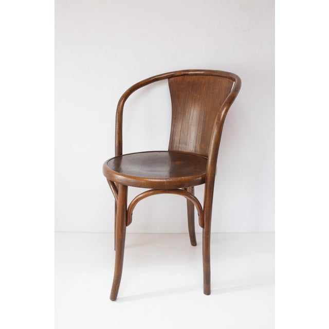 Bentwood E15 C Chair from Fischel, Former Czechoslovakia, 1920s-1930s, in Very Good conditions. Designed 1920 to 1949 This...