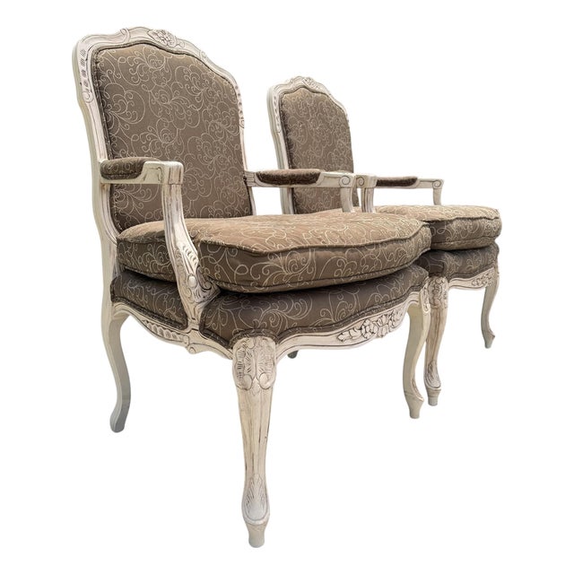 Vintage Fairfield Louis XV Style Painted Bergere Lounge Chairs, Pair For Sale