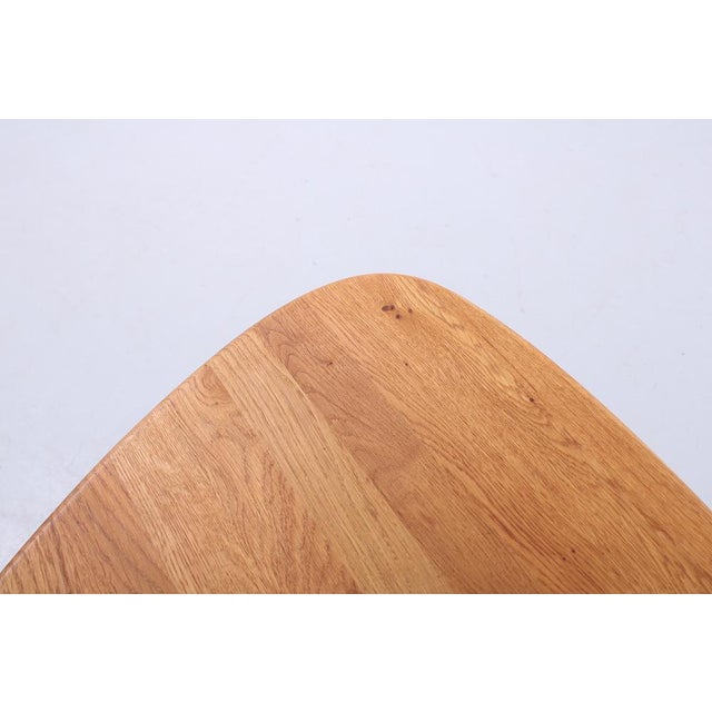 Light Oak Nesting Tables attributed to Charlotte Perriand, 1960s, Set of 3 For Sale - Image 9 of 10