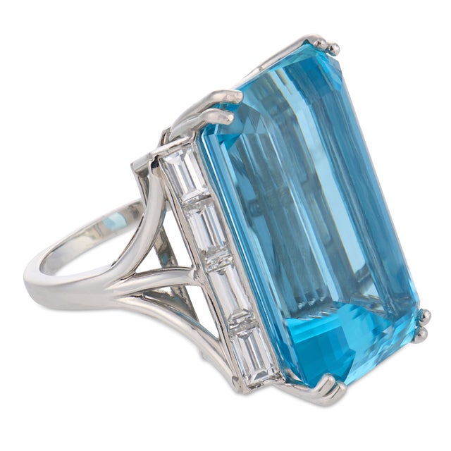 Mid Century 23.70 Carat Santa Maria Aquamarine Diamond Platinum Cocktail Ring, Size 7.25 For Sale - Image 4 of 6