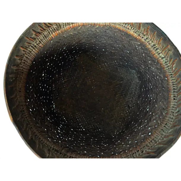 Folk Art Rattan Basket Dayak Tribe Hand-Woven From Kalimantan, Borneo, Mid 20th Century For Sale - Image 3 of 4