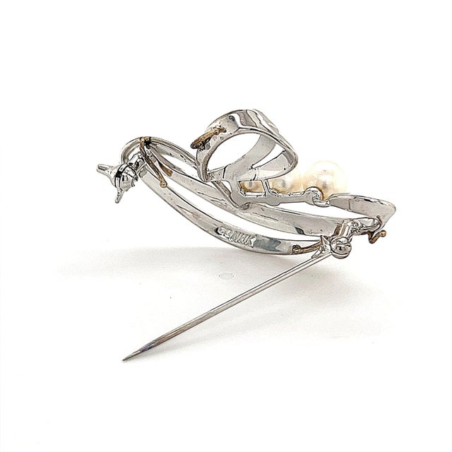 1990s 1990s Mikimoto Estate Akoya Pearl Brooch Sterling Silver For Sale - Image 5 of 9