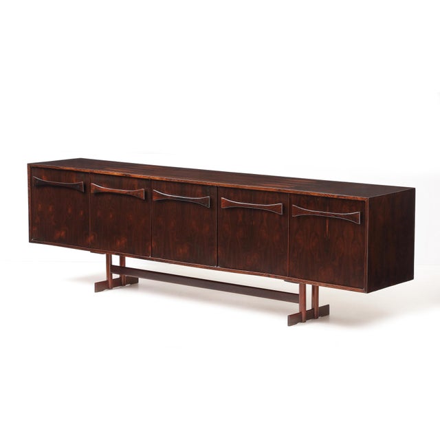 Brazilian Modern Rosewood Credenza With Bow Design by Novo Rumo, Brazil, 1960s For Sale - Image 11 of 17
