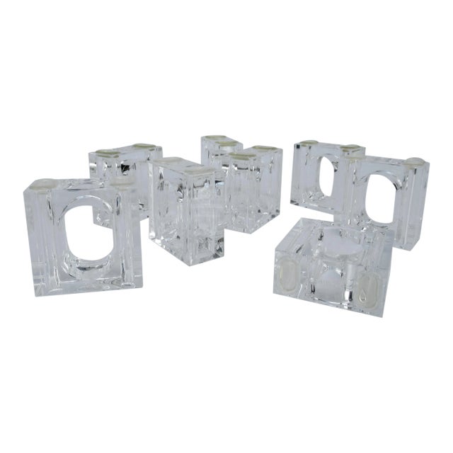 Vintage C.1970's Mid-Century Modern Lucite Napkin Rings by Lillian Vernon -Set of 8 For Sale