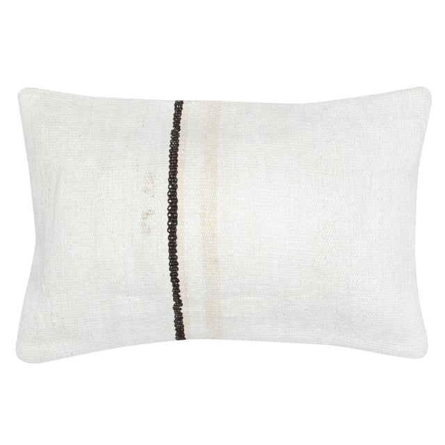 Traditional 16"x24" SET OF 2 - Hemp Kilim Cushion Covers. A pair of Lumbar Pillow Covers For Sale - Image 3 of 4