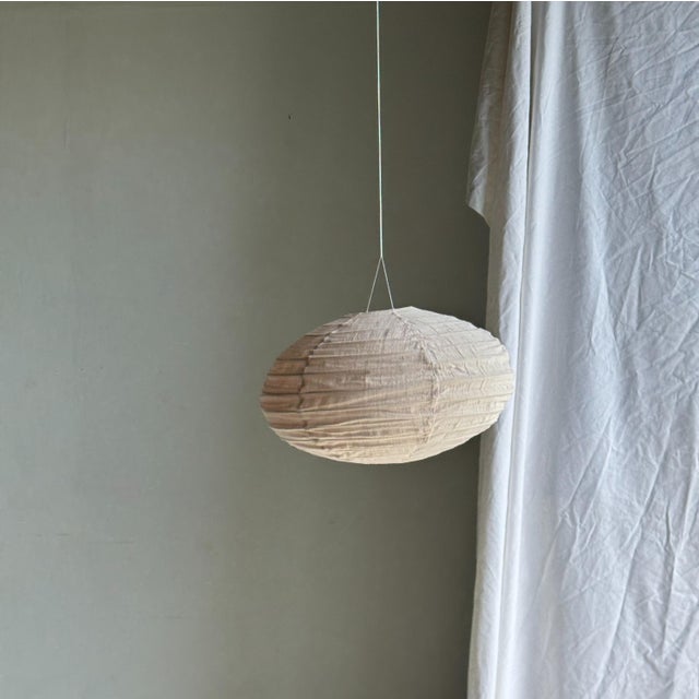 Japanese Pendant Light in Rattan and Natural Linen For Sale - Image 6 of 18