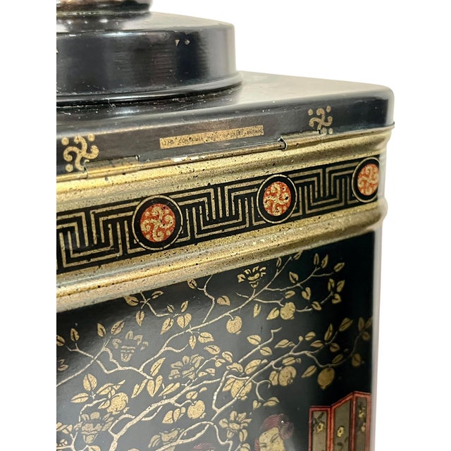 Mid 20th Century Pair Frederick Cooper Style Black Chinoiserie English Tin Tea Caddy Lamps With Original Shades For Sale - Image 15 of 18