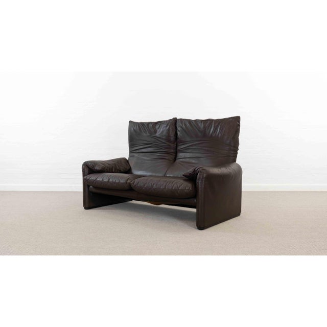 Vintage Two-Seater Leather Sofa by Vico Magistretti for Cassina, 1970s For Sale - Image 17 of 18