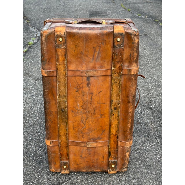 Late 19th C. Leather and Timber Luxury Travel Trunk - Exceptional Detailing and Pedigree For Sale - Image 11 of 13