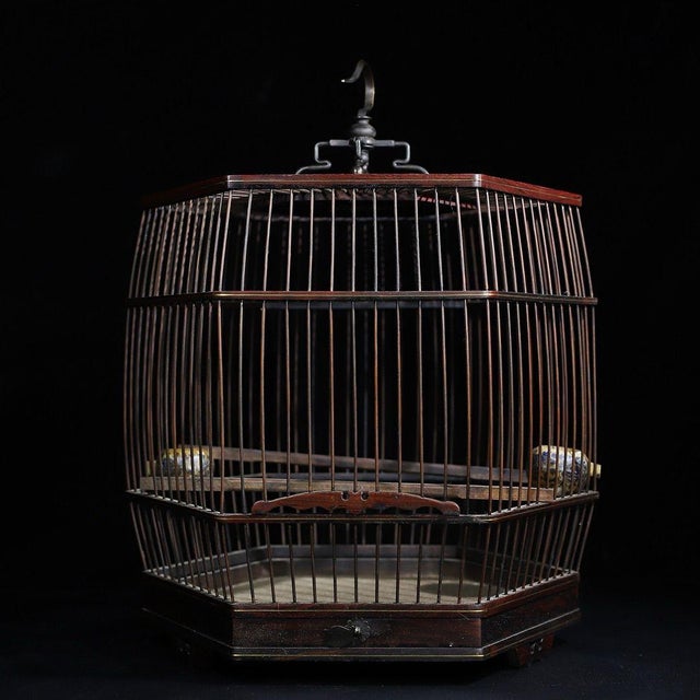 Chinese Vintage Chinese Huali Rosewood Hexagonal Bird Cage With Matching 60cm Wooden Pole For Sale - Image 3 of 10