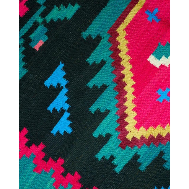 Rustic Vintage Romanian Handwoven Wool Flatweave Runner Rug with Geometric Pattern and Fringe, 1960s For Sale - Image 3 of 13