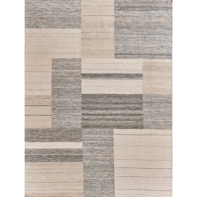 Exquisite Rugs Geometric Flatweave Handmade New Zealand Wool & Bamboo Silk Ivory/Blue/Gray Rug-5'X8' For Sale