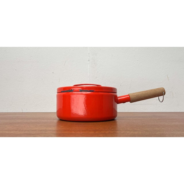 Mid-Century Modern Enamel Orange Pot with Teak Handle by Seppo Mallat for Finel, 1960s For Sale - Image 4 of 18